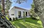 Vila cu 5 camere // * 565 mp gradina* // Tunari - 58