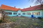 Casa cu 2 corpuri de cladire, Lipova - 1