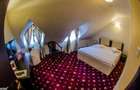 Hotel de vanzare in Predeal potrivit pentru investitie - 10