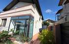 Casa de vanare , 4 camere , mobilat utilat - 1