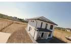 Vila eleganta  170 mp utili,curte generoasa 700 mp,finisaje premium,Balotesti. - 2