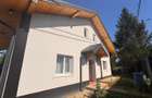 Casa traditionala reconditionata,  cu vedere la lac, Dorobant - 2