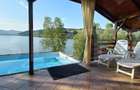 Casa De Vacanta cu vedere la lacul Bezid-OPORTUNITATE