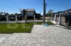 Vila de vanzare, 300 mp, teren 650 mp, zona Crevedia