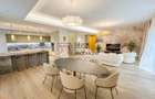 Duplex de Lux cu Grădină Privată și Parcare - 2