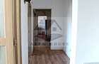 Apartament cu trei camere, zona Racadau 77 mp , etaj intermediar - 3