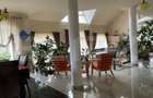 Casa cu 5 camere, 386 mp, Sangeorgiu de Mures, zona Apollo Spa - 1