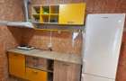 De închiriat 2 camere decomandate, etajul 2,  Micro 21, Bloc stradal - 3