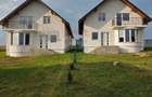 Casă / Vilă individuală cu 560 mp teren, de vânzare în Scheia, Suceava - 1