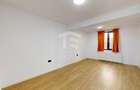Casa 7 camere 2024  Carrefour Colentina - 16