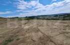 Teren de vanzare, 2700 mp, zona Livezeni - 1