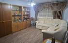 Ofer spre inchiriere apartament cu 2 camere decomandat Casa de Cultura