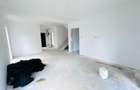 Duplex despartit prin camera tehnica- 4 camere si 3 bai - Urseni - 2