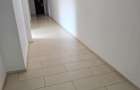 Spații pentru birouri private și activități comerciale  Zona Far - 5