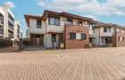 Casă ideală pentru familie–4 camere, curte amenajată, complex privat-securizat - 24