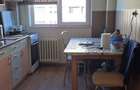 Titan - 1 min. Metrou - Apartament 3 camere -- suprafata 74 mp .- anul 1985 - 6
