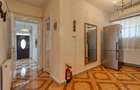 Casă boierească  de poveste- 7000 mp teren - 48