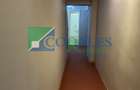 langa UVT si UPT, acces direct din strada, pretabil birouri - 10