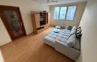 Apartament 3 camere decomandat prevederii-4 min metrou - 2
