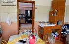 Casa in oras, cu  priveliste de vis, la poalele padurii - 7