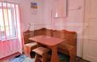Casa Piata Sfatului compusa din apartament 3 camere, garsoniera, pod mansardabil - 5