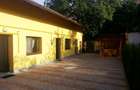 Apartament in casa triplex, parcare in curte.Semicentral pe str.Minerilor nr50B. - 1