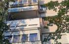 Vând apartament cu trei camere  - 1
