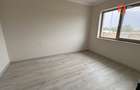 Duplex cu 5 camere despartit prin garaj, zona Giroc  - 15