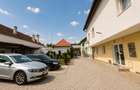 Apartament cu 3 camere în zona Centrală/ Strada Lungă - 13