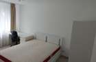 Dau în chirie apartament cu 3 camere  - 7