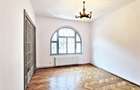 Parter in vila - Grigore  Alexandrescu - 4