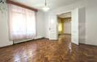 Casa istorica, 2 apartamnte, curte proprie- posibilitati multiple, zona Balcescu