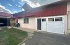 Casa cu 2 apartamente, 210 mp, teren 800 mp, zona Rasnov - 16