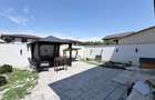 Duplex - 3 camere - 2 bai - 227mp teren - 3