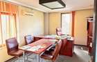 Zona Eminescu HALA 451 mp + caldire birouri 154 mp, teren 2000mp! - 10