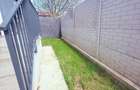 Apartament 2 camere, de inchiriat, Prel. Ghencea ,  curte proprie - 12