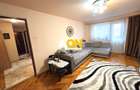 Apartament 3 camere, 2 bai, decomandat, etaj 3, Cetate, zona Stadion - 2