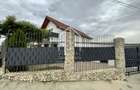 Casa individuala de vanzare cu 4 camere,garaj,curte-Sura-Mare - 2