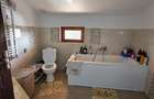 Casa de vanzare 4 camere, 900mp teren in zona Hlincea!!! - 7