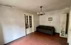 Decebal -  Muncii  Apartamet 80 mp utili in vila zona