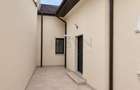 REV2004985 Casa 4 Camere I Stefan Cel Mare I Curte proprie - 11