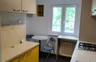Dau în chirie apartament cu 3 camere  - 2