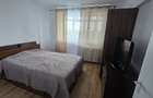 De închiriat apartament 2 camere - 5