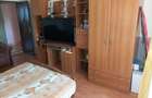 Vând APARTAMENT (65 mp.) 2 CAMERE + Living mare (camere decomandate) - 10