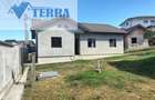 Casă Mioveni, 4 camere, teren 1.225 mp, toate utili