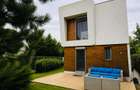 Vila de Lux in Iancu Nicolae | 5 Camere |  Curte 180 mp - 4