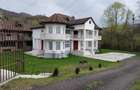 Casa cu 5 camere + teren intravilan de 1209 mp in Iscroni- Aninoasa - 3