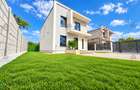 Vila de vanzare individuala 4 Camere, 3 Băi | 310 mp- Berceni- La cheie | Asfalt
