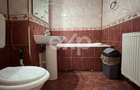 Apartament 3 camere dec 2 băi etajul 3 central Gaesti - 16