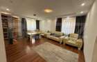 Casa de vanzare cu 5 camere, 200 mp, zona Micro 3 - 1